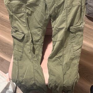 Hollister Olive Cargo Pants for Men